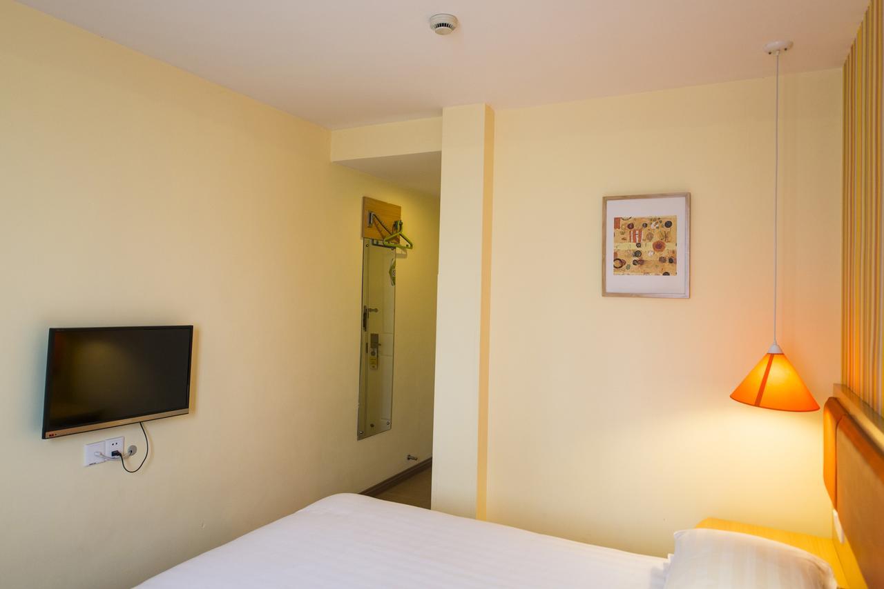 Home Inn Chengdu North Kehua Road Sichuan University Εξωτερικό φωτογραφία